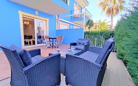 PLANTA BAJA CON TERRAZA CHILL OUT en primera linea TRES PLAYAS Albert Villas